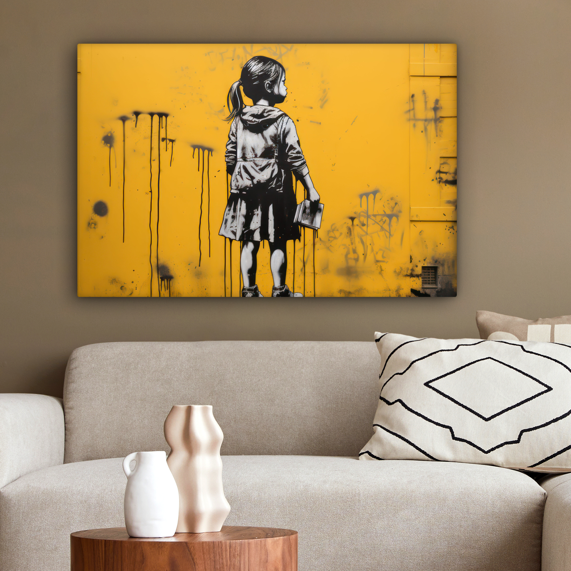 Tableau sur toile - Fille - Jaune - Art de rue-2